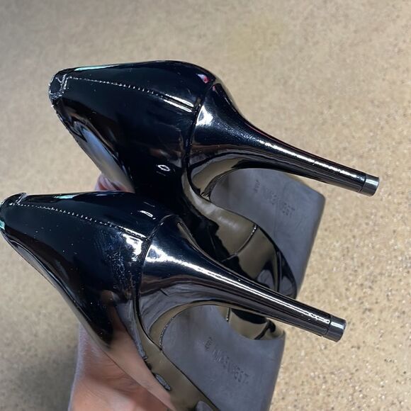 Nine West "Gilded" Black Patent Faux Leather Open Toe Platform Heels sz 8 - Picture 13 of 16